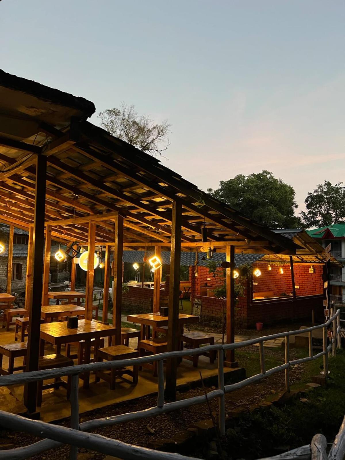 ماكليود غانج Himtrek Stays,Mcleodganj المظهر الخارجي الصورة