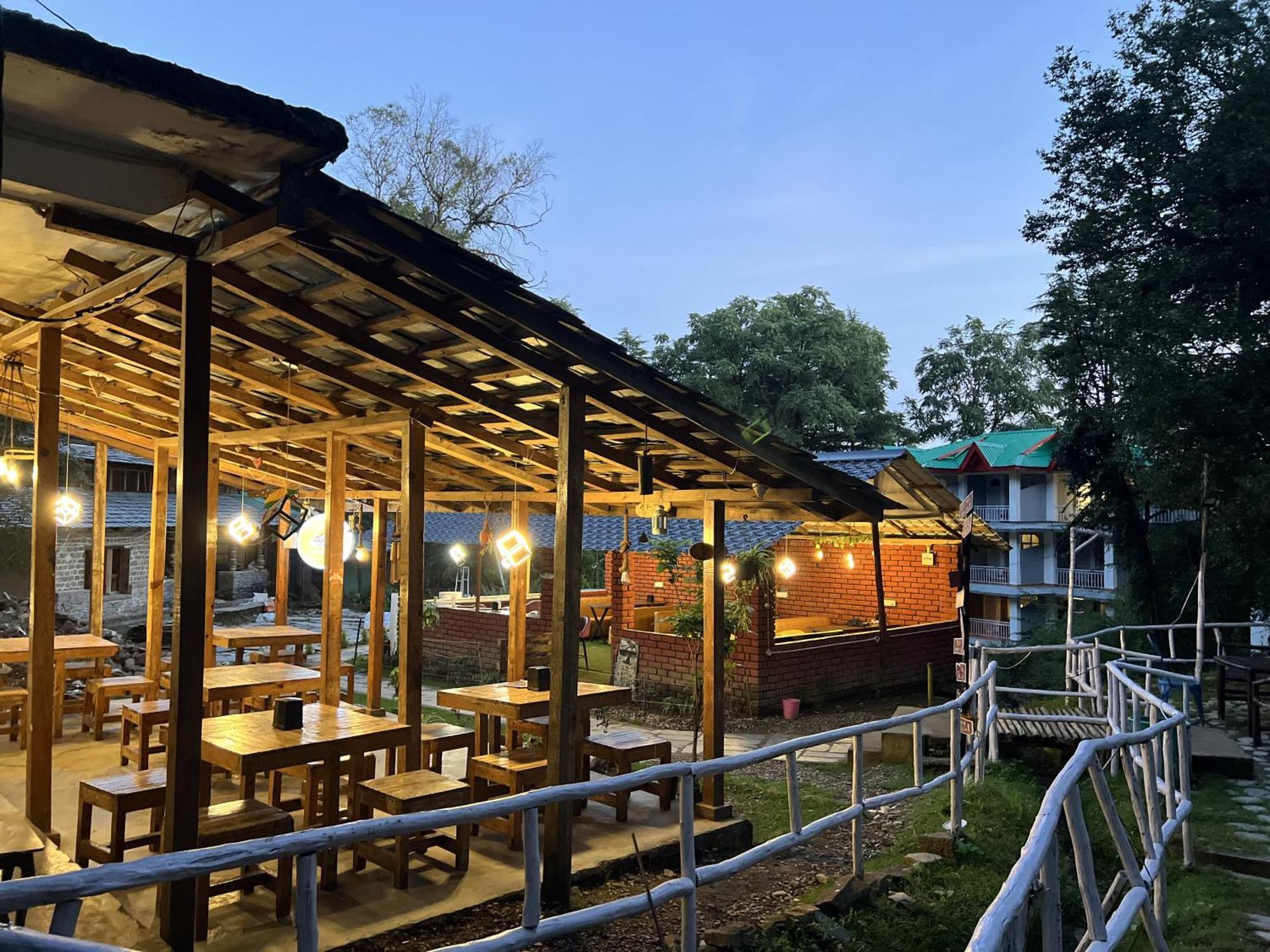 ماكليود غانج Himtrek Stays,Mcleodganj المظهر الخارجي الصورة